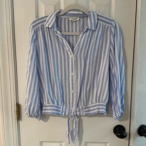 BeachLunchLounge Blue and White Striped Shirt Size Small S
